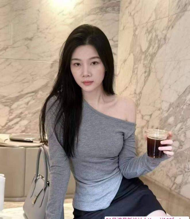 服务极好骚货花花 2