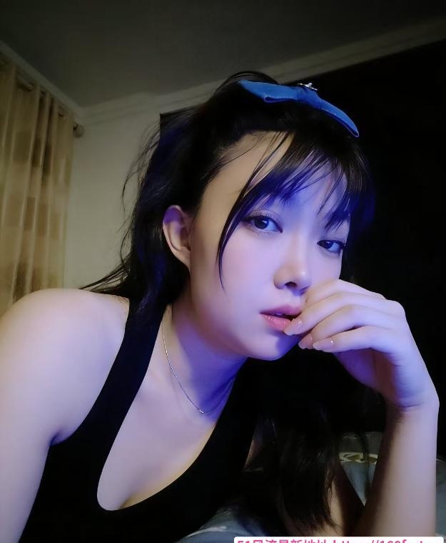 临平大胸小姐姐 2