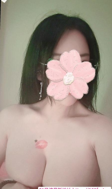 潭村巨乳气质少妇 2