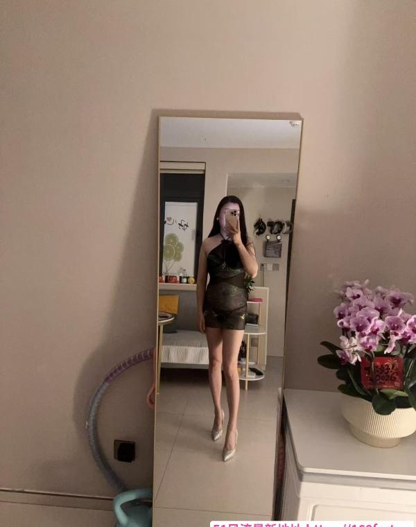 滨江服务系御姐 2