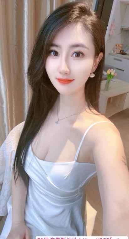 舌吻性感大美美老师 2