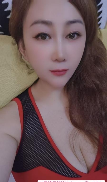 SM喷水贱母够 3