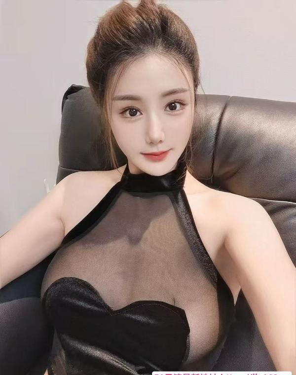 凹凸有致性感美臀绾绾 3