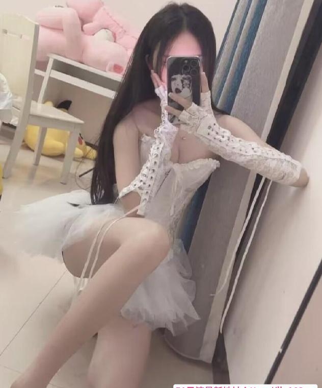 滨江白嫩服务系素素 3