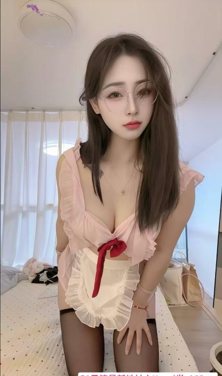 情趣制服大奶骚妹 3