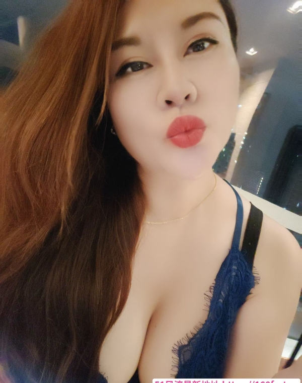 东北肥美淫奶妹子 3