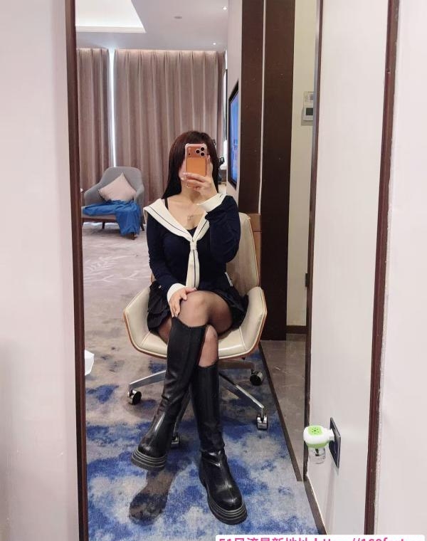 肤白颜值小可 3