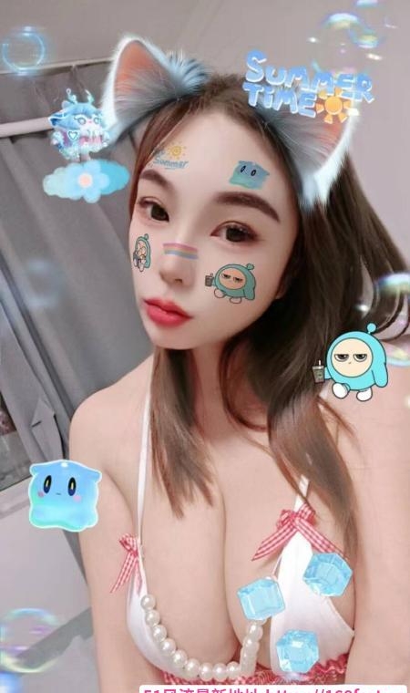 镜边爆乳榨精战神西西 3