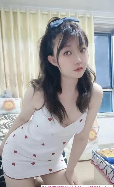临平大胸小姐姐 3