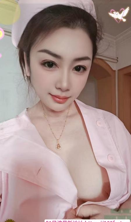 美艳大胸护士御姐 3