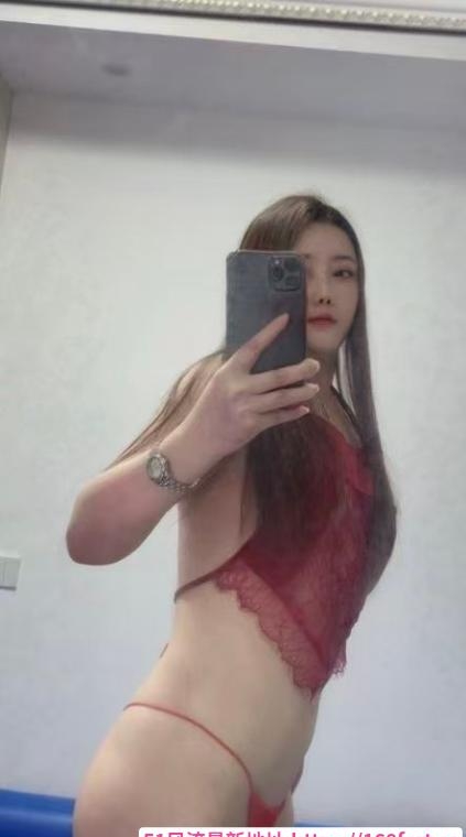 大胸服务小少妇 3