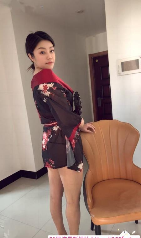 上城风骚少妇 3