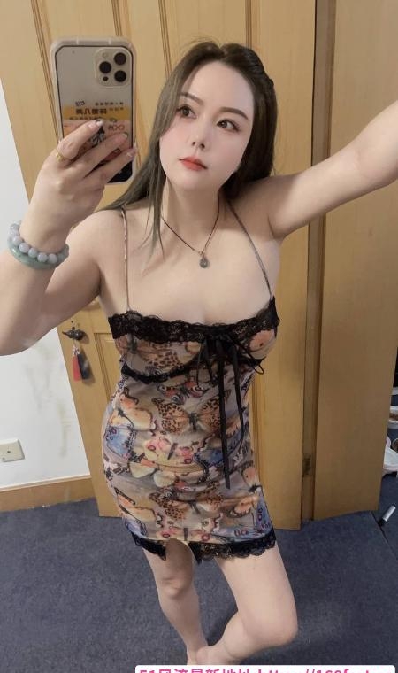 肤白大胸丰满妹子 3