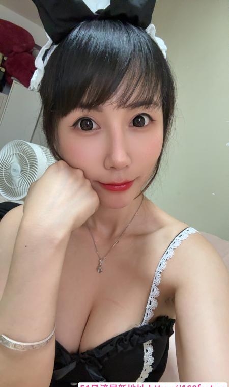 南山小少妇 3