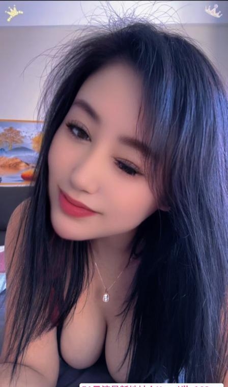 服务系大奶少妇 4