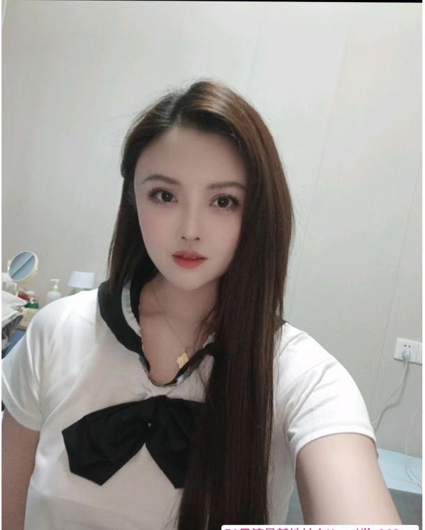 大胸女友李一桐 4