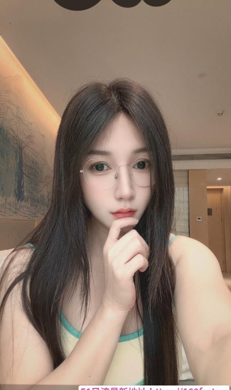 龙华雨涵 4