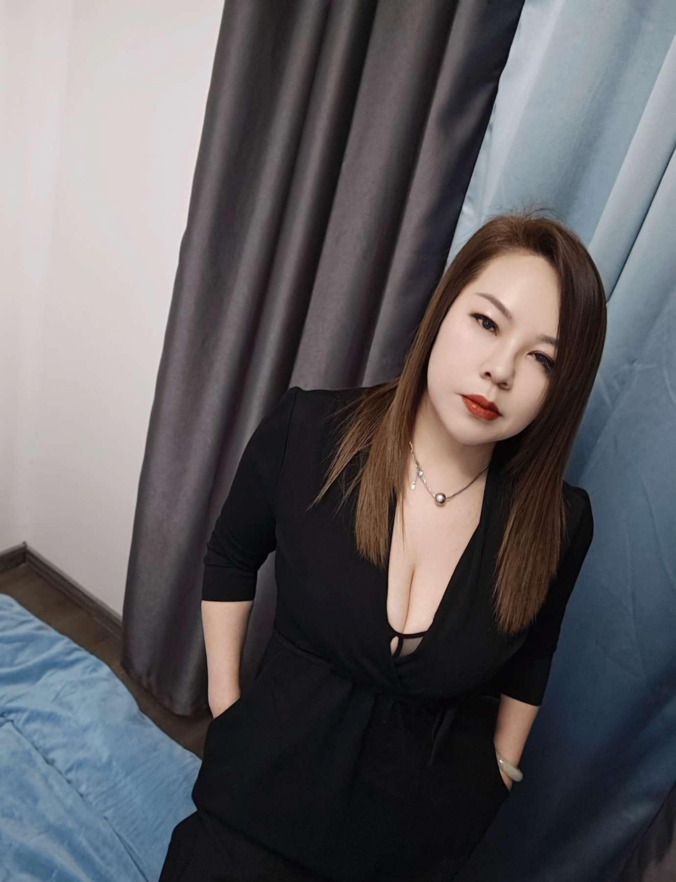 奉贤 风骚小嫂子 4