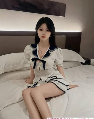 皮肤白嫩颜值小嫩妹