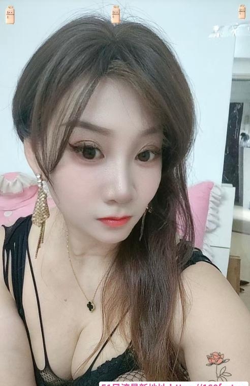 珠光路少妇凤凤 1