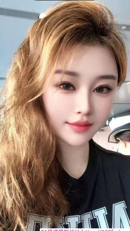 蜜桃臀健身教练咪西儿 1