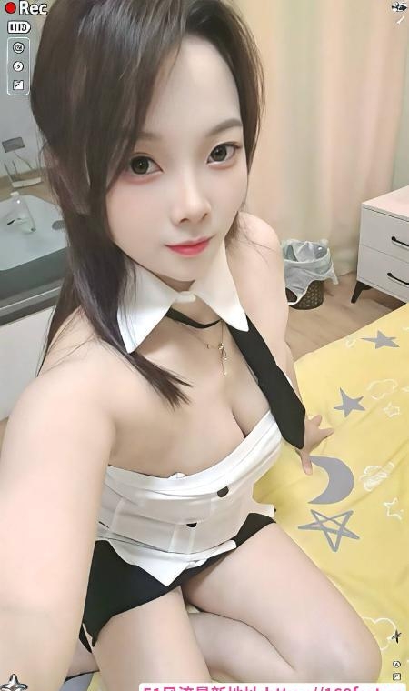 舌吻管够69管饱小姐 1