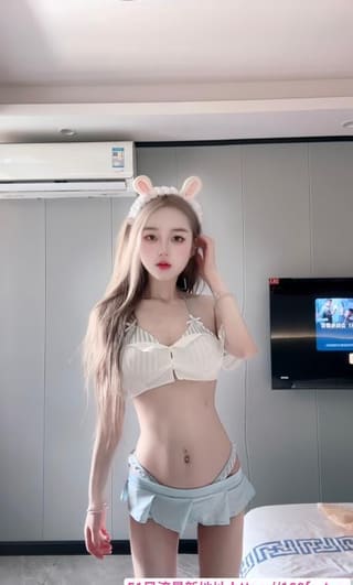 天河性感妹妹小朵朵