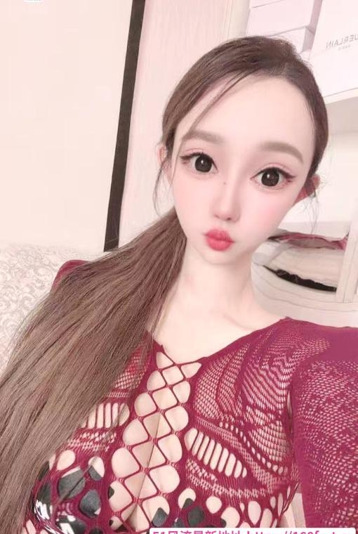 三通丰满美少妇 1