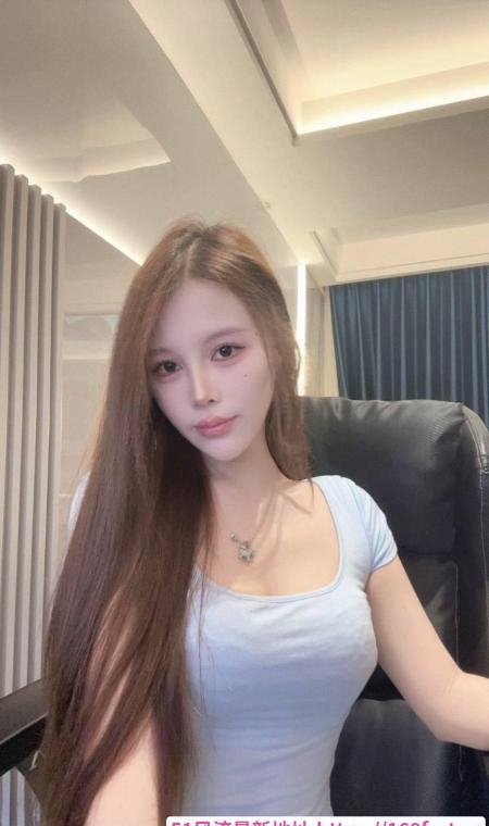 龙华性感风情大茜茜 1