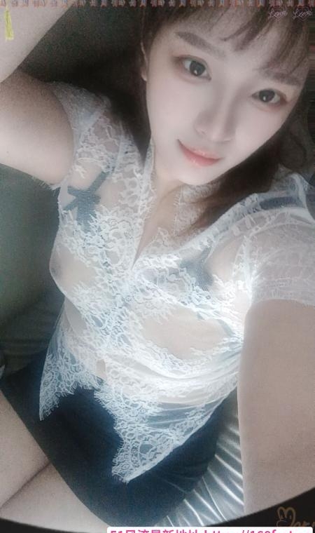 肥臀巨骚水帘洞 1