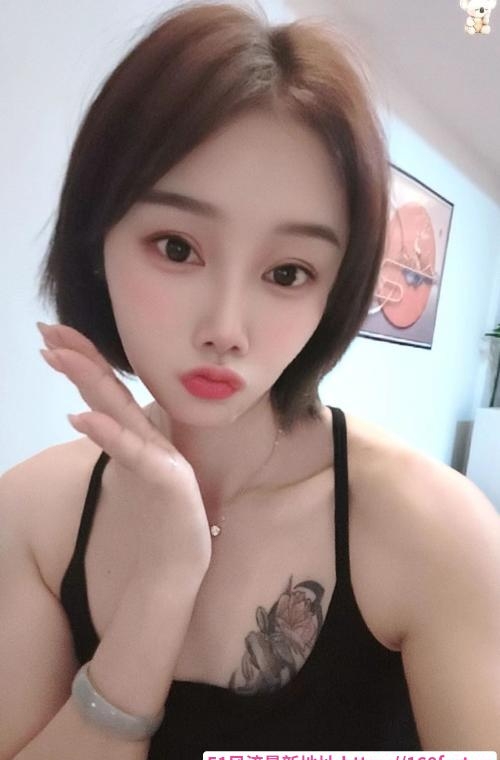 角色扮演长腿晓晓 2
