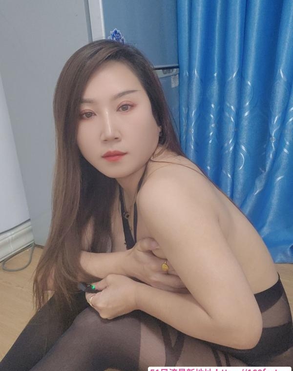 梅花园情人少妇 2