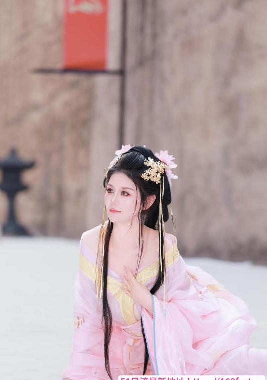奶兔大胸 2