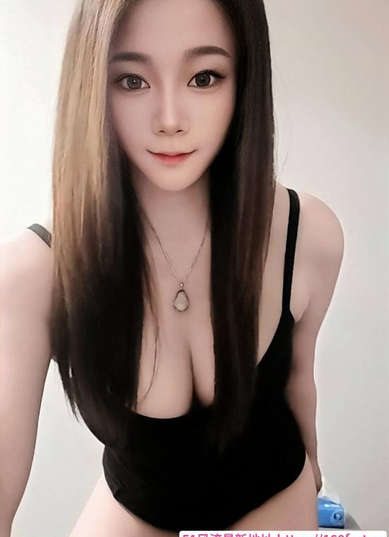 龙华巨乳性感女友 2