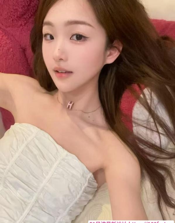 闵行高颜纯情嫩妹 2