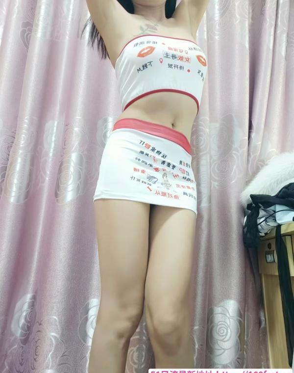 三通骚母狗欧耶 2