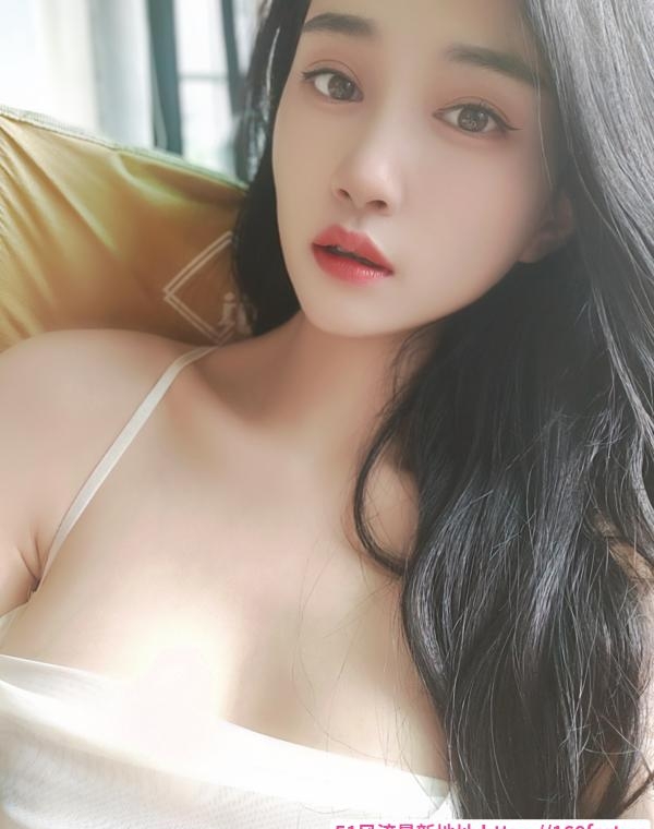拱墅深喉美乳御姐 2