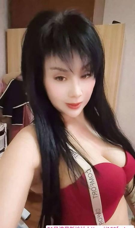 口活超绝巨乳骚妇 2