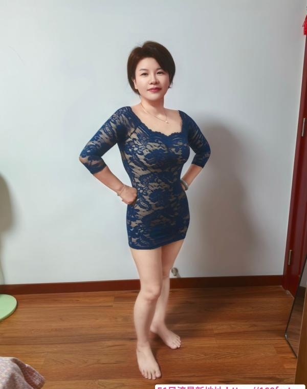 平乐园附近的美少妇 2