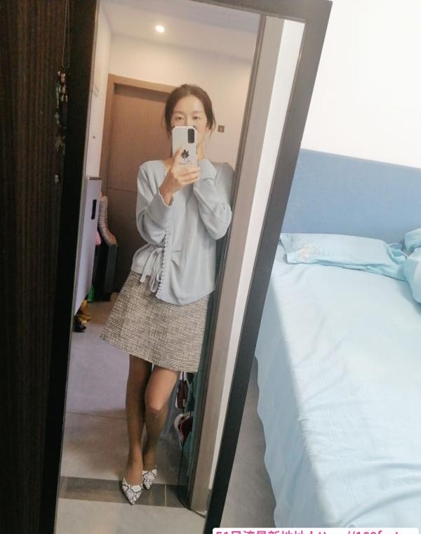 长腿高挑人妻安安 2