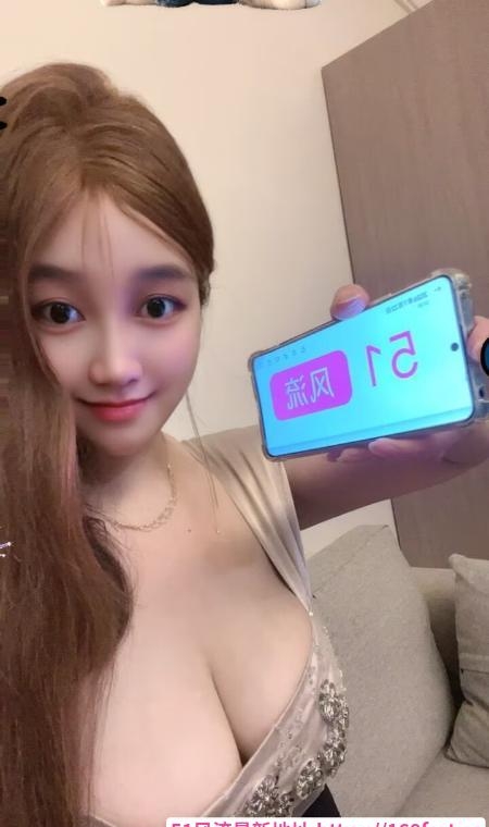 漂亮大胸御姐 2