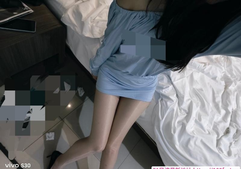 光谷红唇媚老师 2