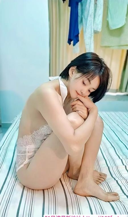 滨江短发美臀KK 3