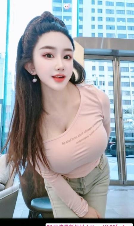大胸瑜伽老师 3