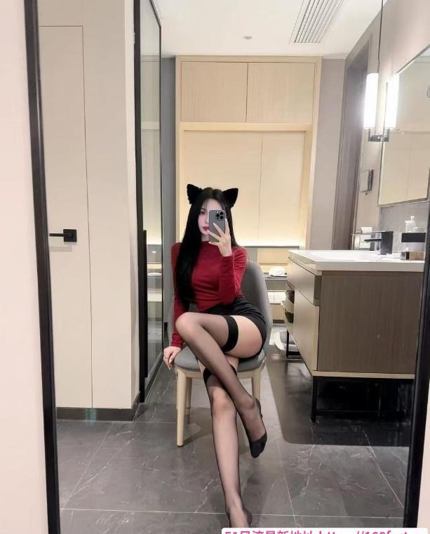 高挑性感长腿颜值妹子 3