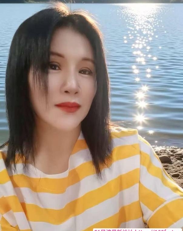 浦东瑜伽一字马少妇 3