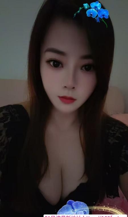大奶子美腿少妇 3
