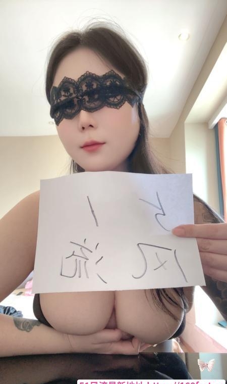 微胖喷水大胸年轻妹妹 3