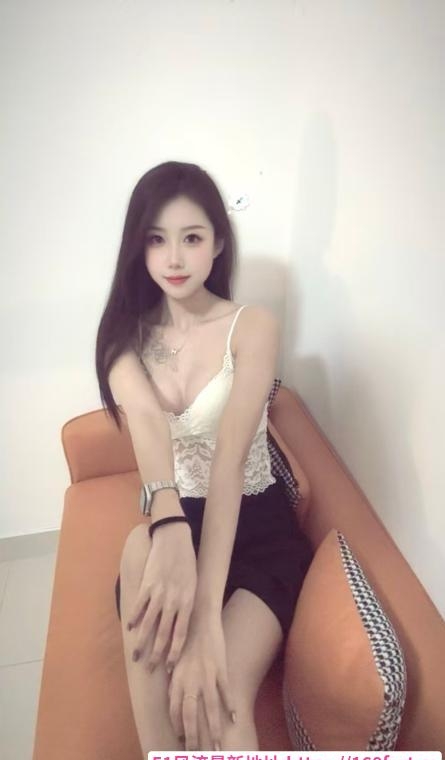 黑丝长腿俏佳人 3