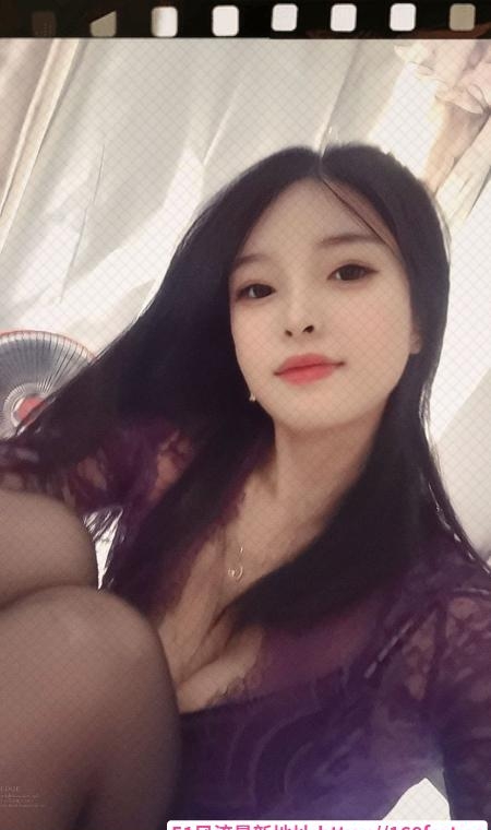 天河水多骚妹思思 3